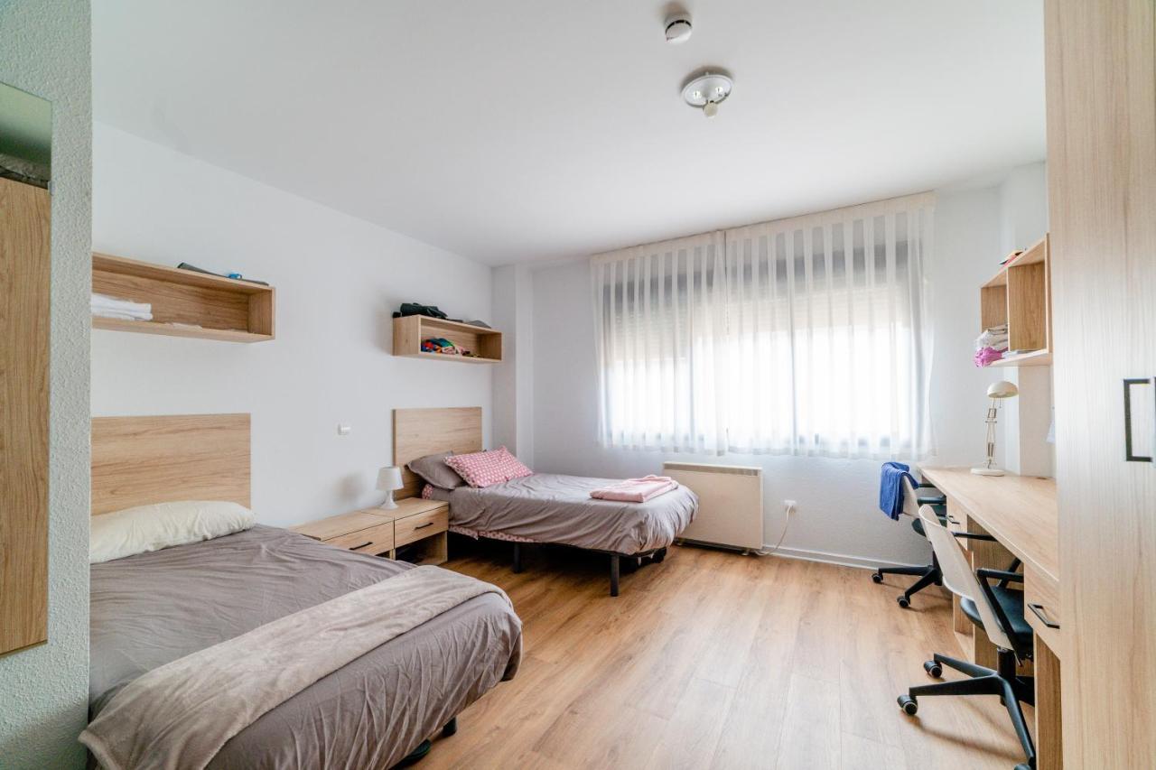 Micampus Logrono Student Residence Экстерьер фото