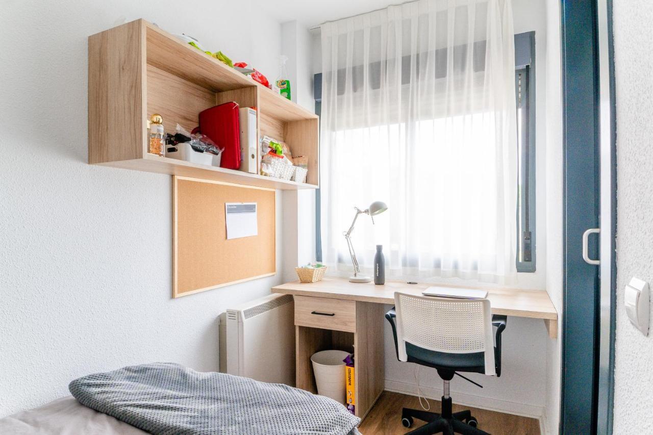 Micampus Logrono Student Residence Экстерьер фото